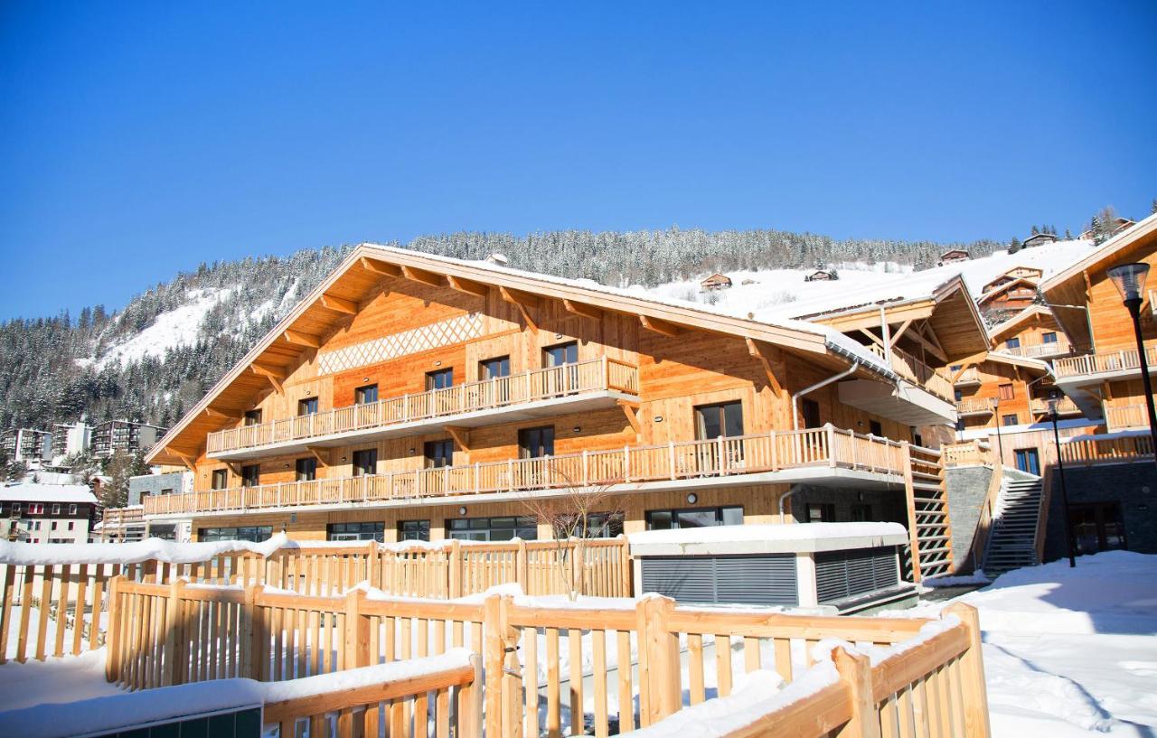 Hotel Prestige Odalys Le Chamois La Clusaz Exterior photo